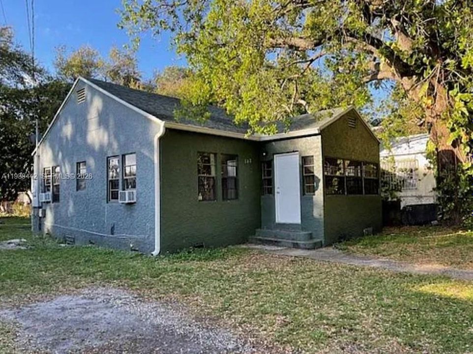 En Renta: $2,450 (2 camas, 1 baños, 903 Pies cuadrados)