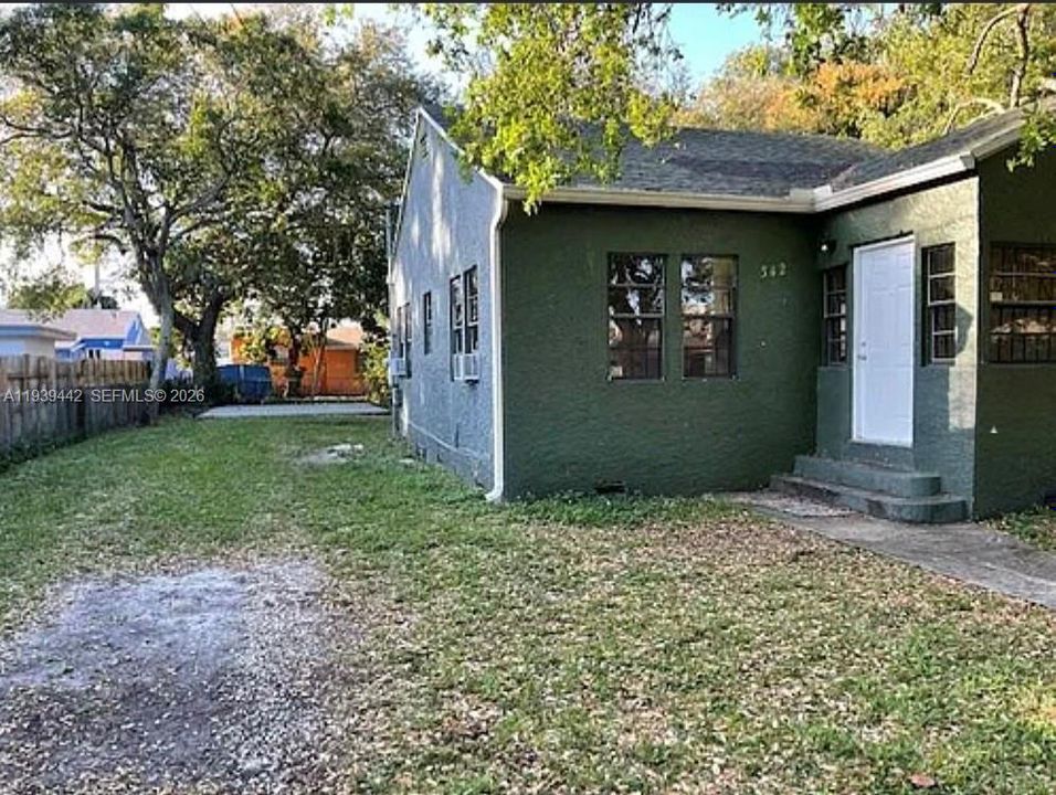 En Renta: $2,450 (2 camas, 1 baños, 903 Pies cuadrados)