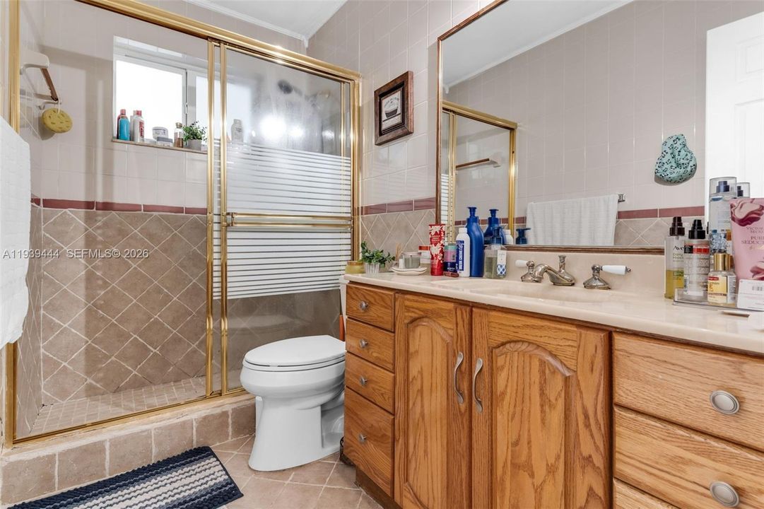 待售: $649,900 (4 贝兹, 2 浴室, 1843 平方英尺)