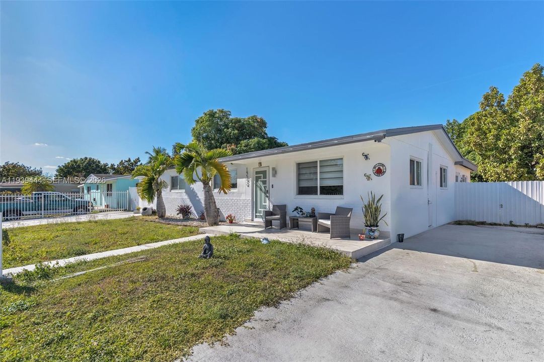 待售: $649,900 (4 贝兹, 2 浴室, 1843 平方英尺)