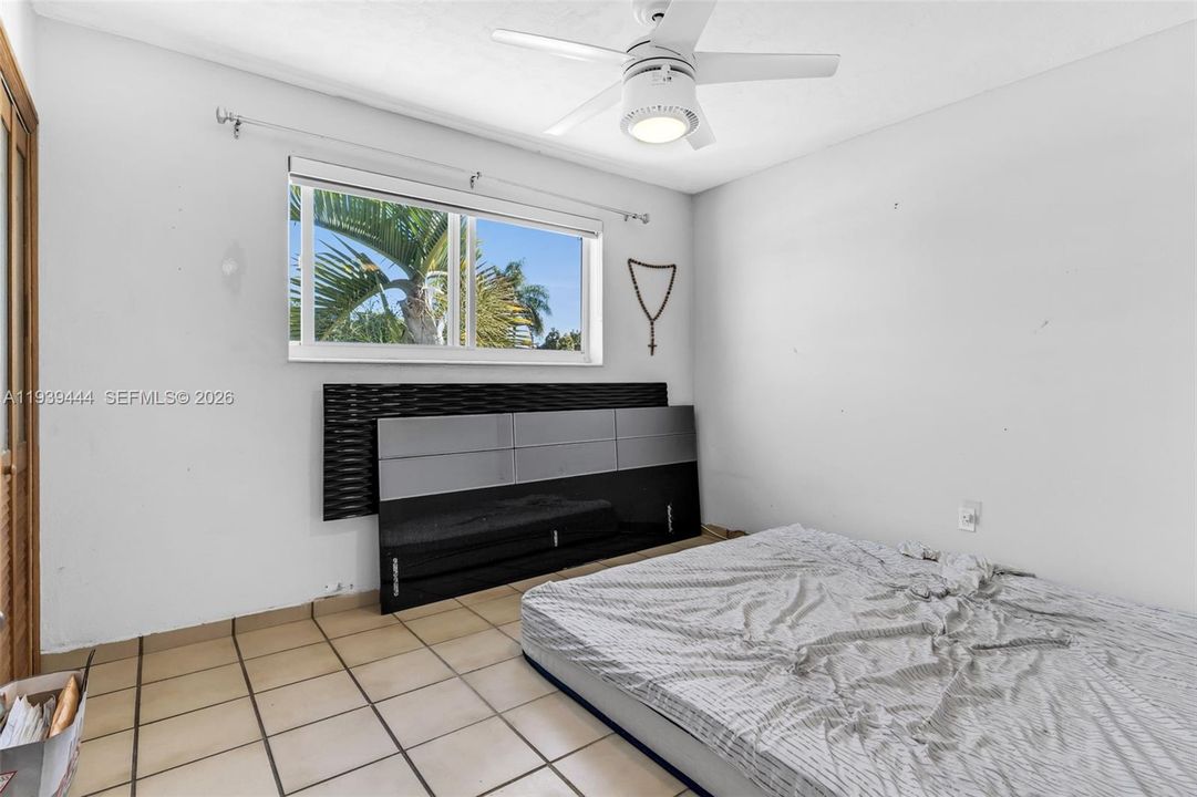 待售: $649,900 (4 贝兹, 2 浴室, 1843 平方英尺)