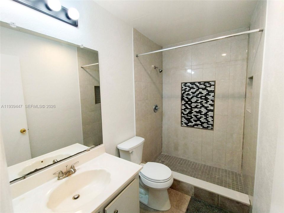 出租: $2,800 (3 贝兹, 2 浴室, 1617 平方英尺)