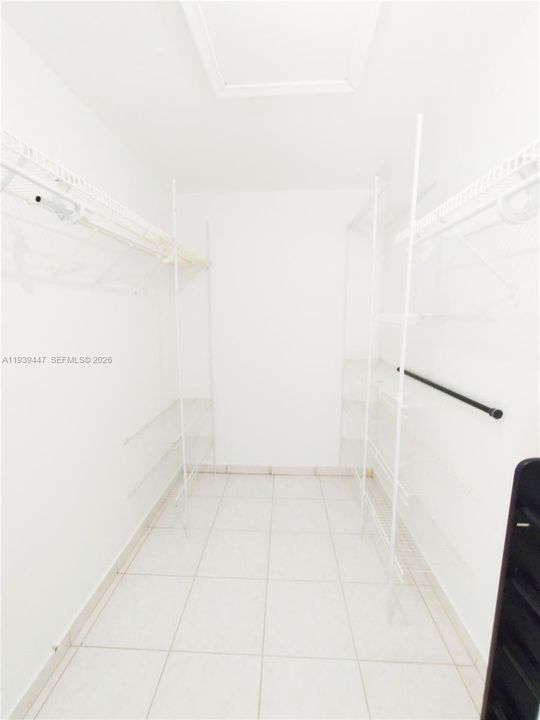 出租: $2,800 (3 贝兹, 2 浴室, 1617 平方英尺)