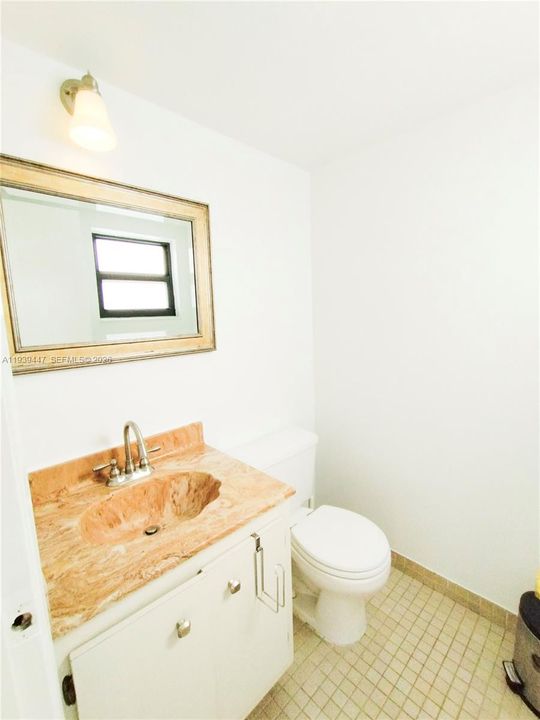 出租: $2,800 (3 贝兹, 2 浴室, 1617 平方英尺)