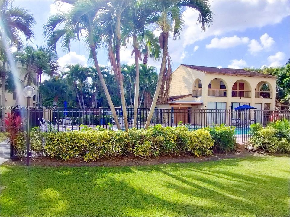 出租: $2,800 (3 贝兹, 2 浴室, 1617 平方英尺)