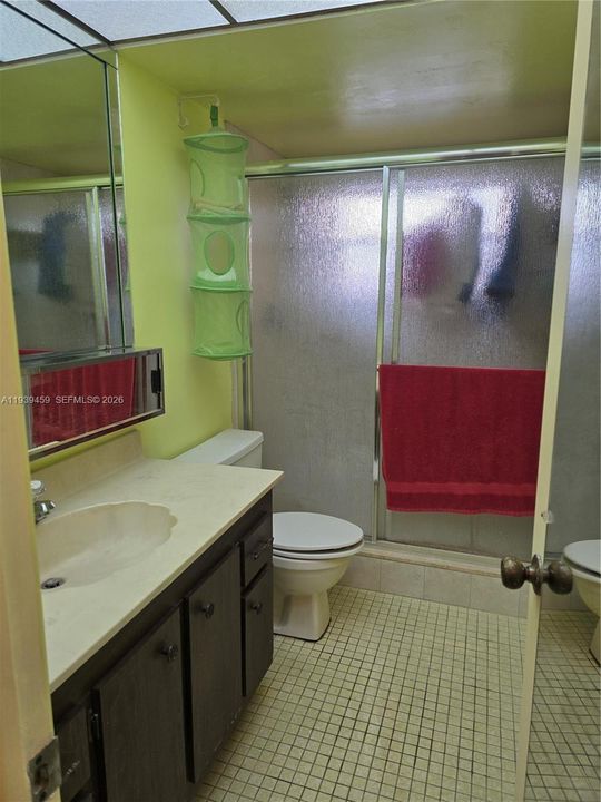 На продажу: $65,449 (1 спален, 1 ванн, 860 Квадратных фут)