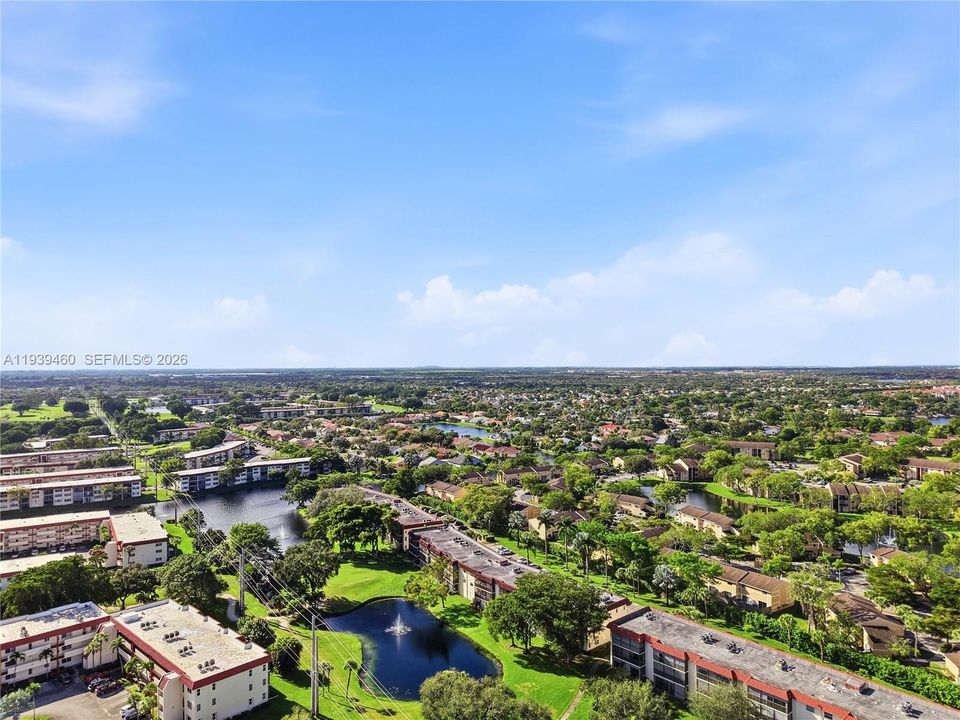 For Sale: $360,000 (2 beds, 2 baths, 1459 Square Feet)