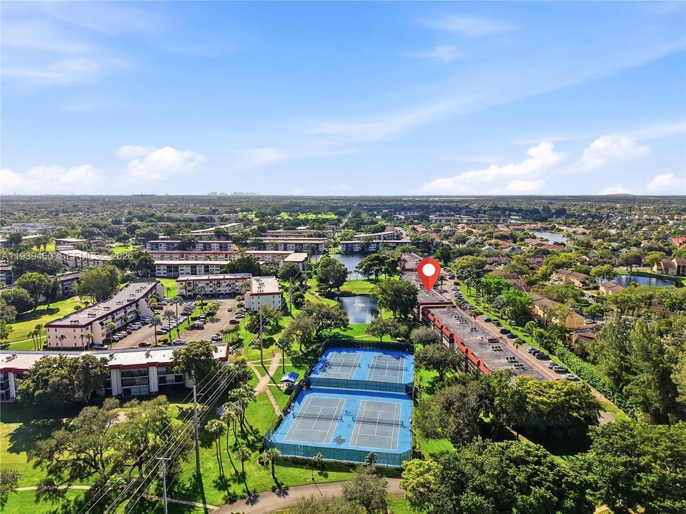 For Sale: $360,000 (2 beds, 2 baths, 1459 Square Feet)