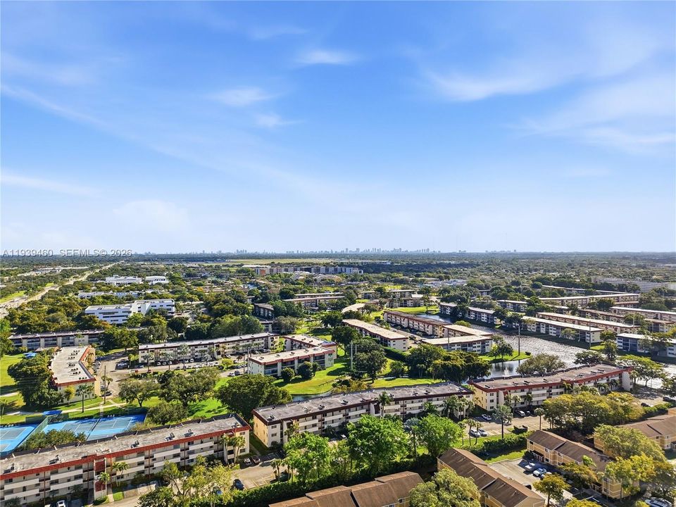 For Sale: $360,000 (2 beds, 2 baths, 1459 Square Feet)