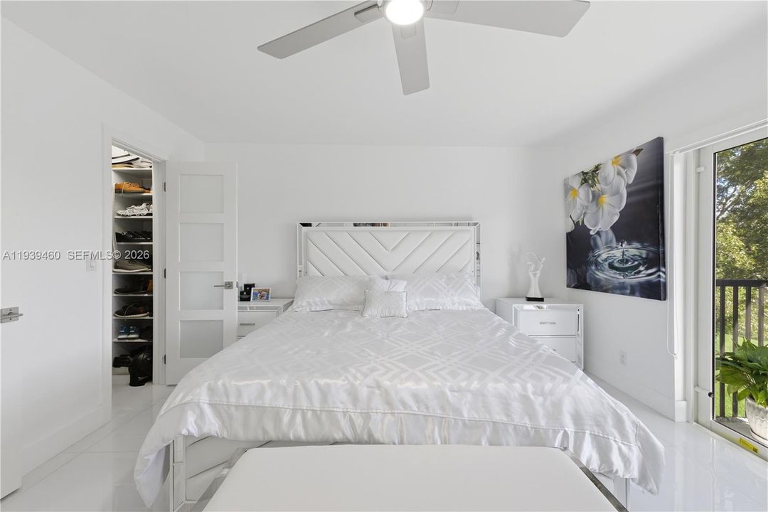 For Sale: $360,000 (2 beds, 2 baths, 1459 Square Feet)