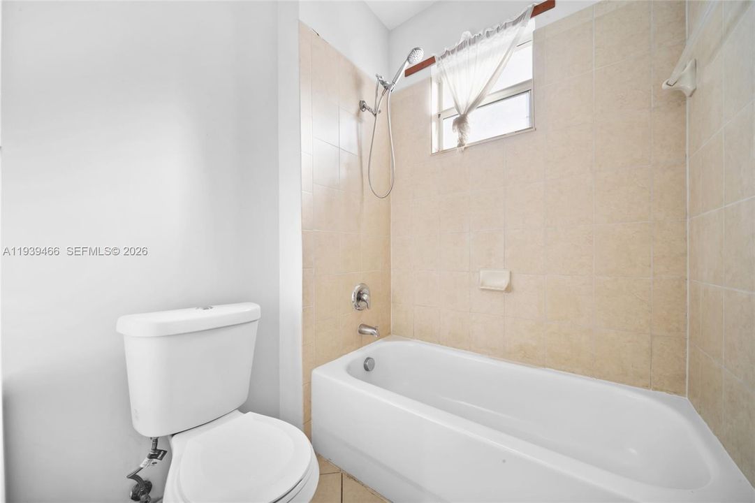 Second floor Hall bathroom