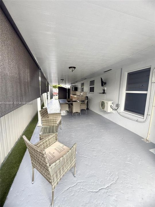 For Rent: $1,795 (1 beds, 1 baths, 1130 Square Feet)