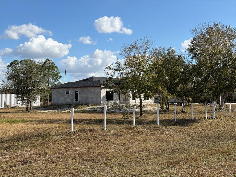 New house at the entrance of cornerstone Way