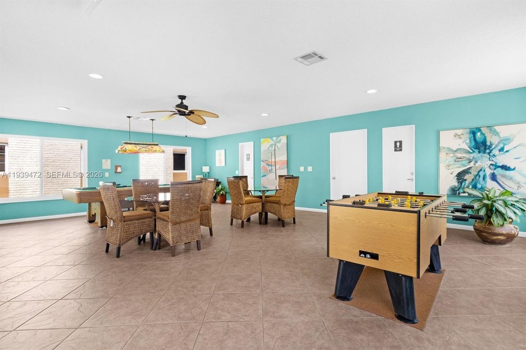 待售: $138,500 (1 贝兹, 1 浴室, 750 平方英尺)