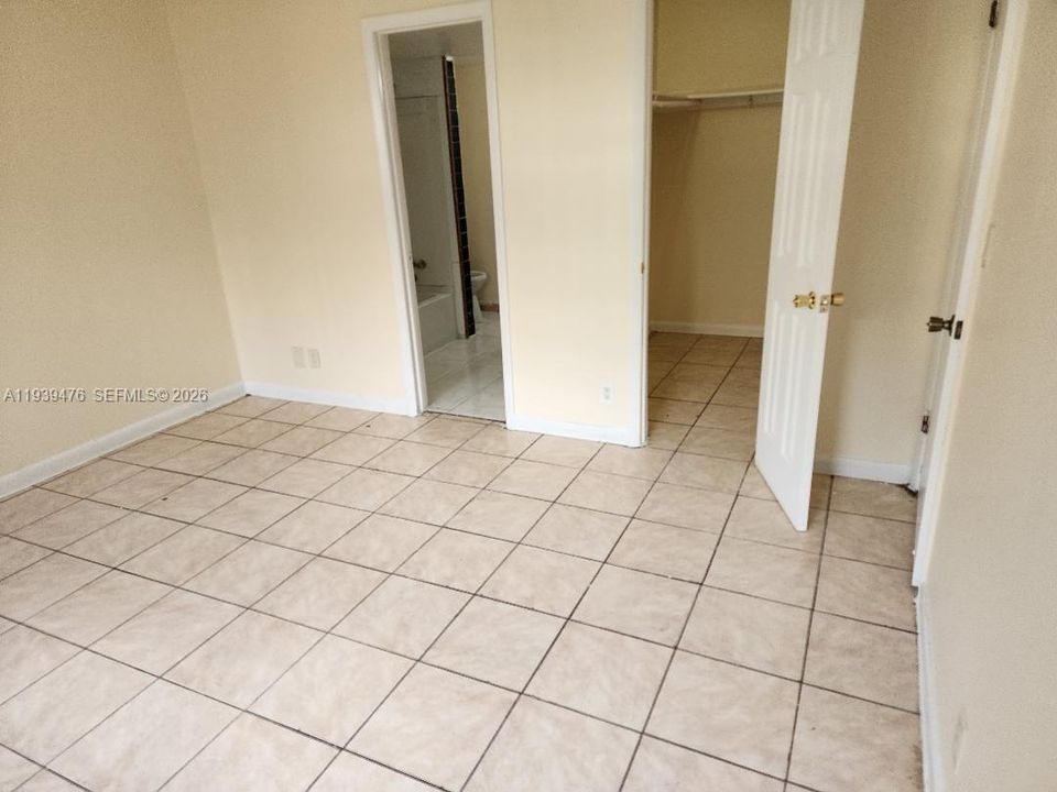 For Rent: $1,800 (2 beds, 2 baths, 1020 Square Feet)