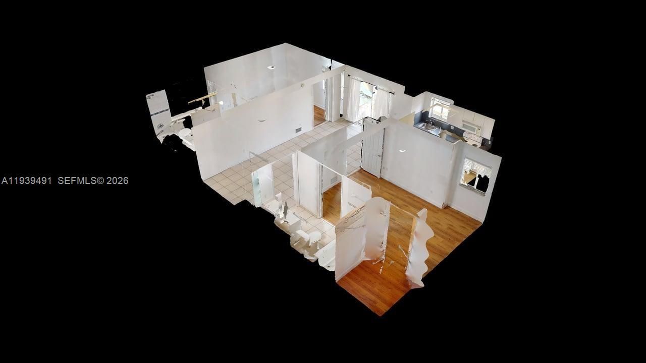 For Sale: $260,000 (2 beds, 2 baths, 900 Square Feet)