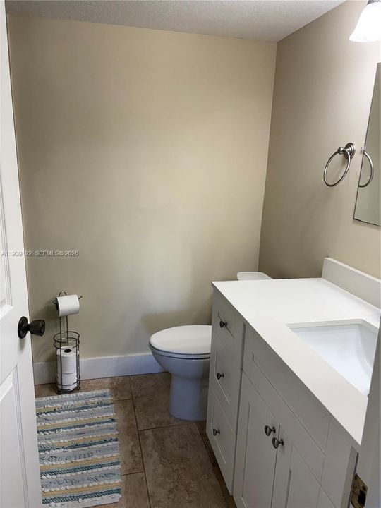 En Venta: $299,000 (1 camas, 1 baños, 815 Pies cuadrados)