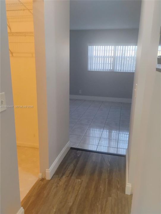 待售: $164,700 (1 贝兹, 1 浴室, 800 平方英尺)