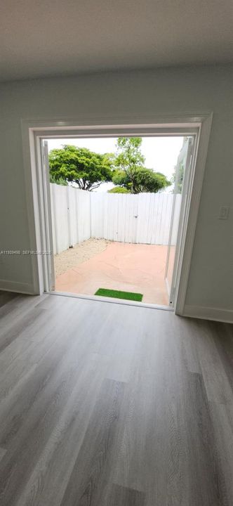 En Renta: $2,700 (3 camas, 2 baños, 1458 Pies cuadrados)