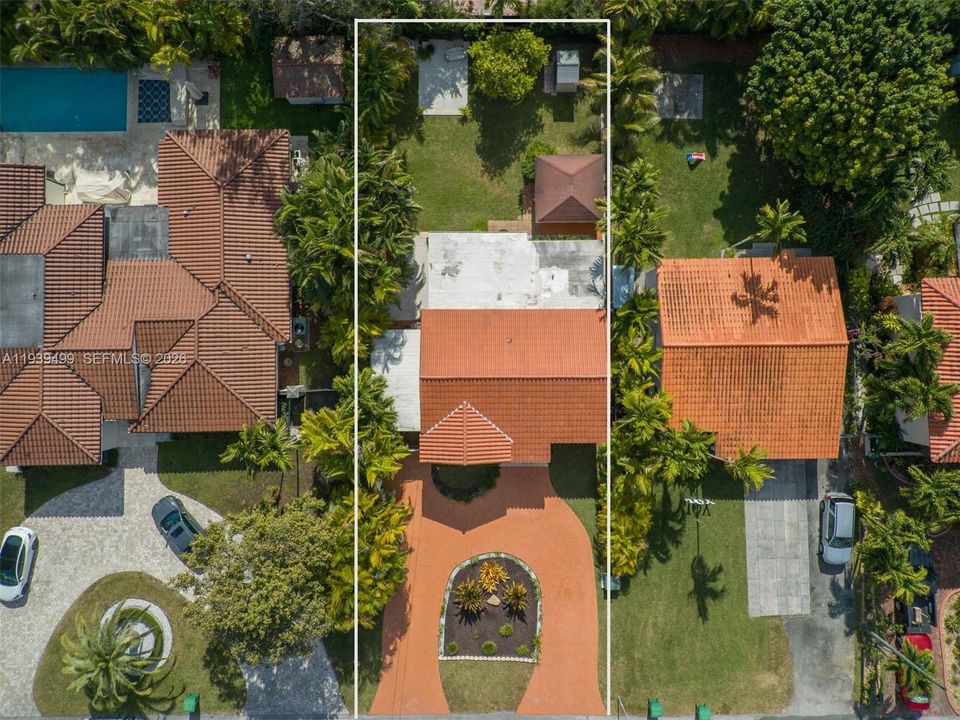 На продажу: $799,999 (3 спален, 2 ванн, 1088 Квадратных фут)