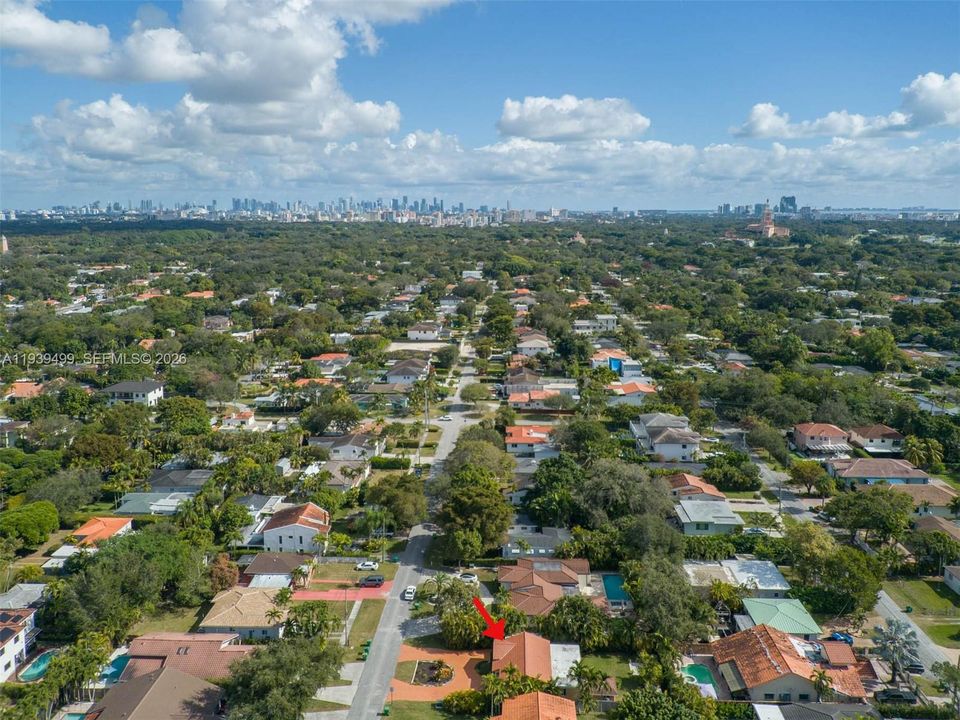 На продажу: $799,999 (3 спален, 2 ванн, 1088 Квадратных фут)