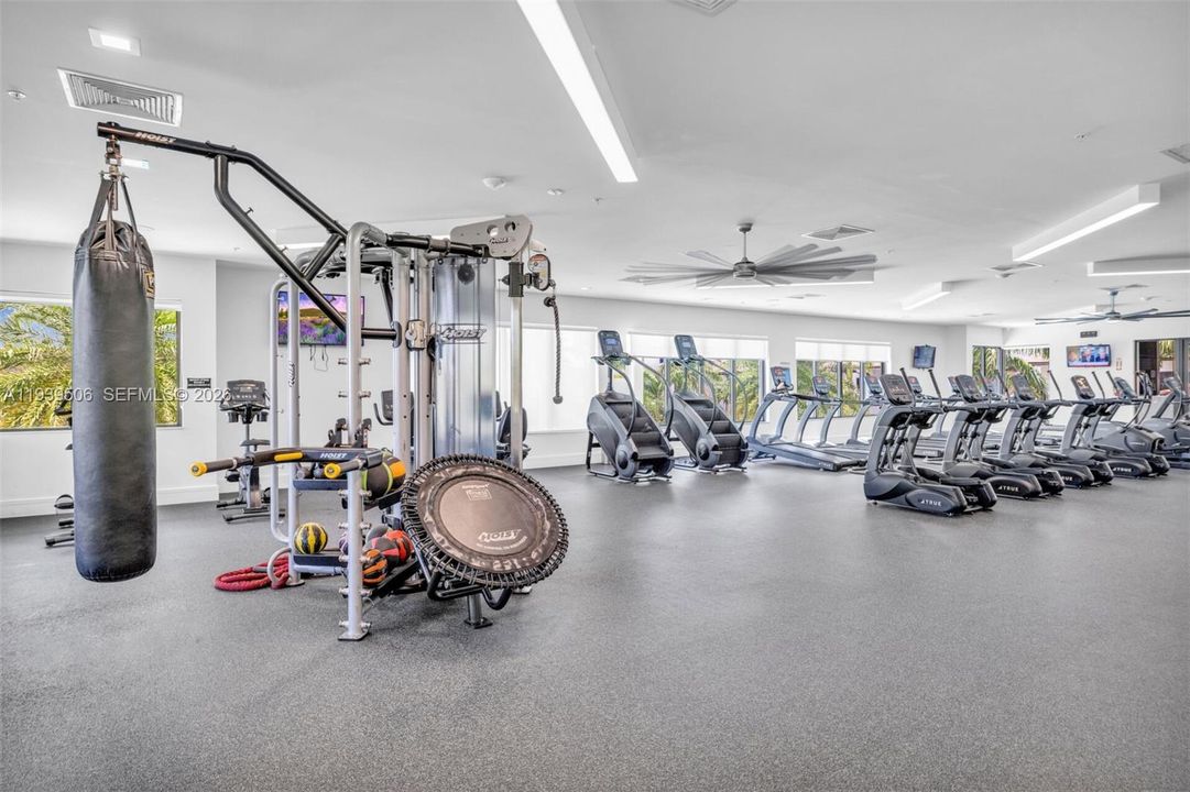 En Venta: $535,000 (3 camas, 2 baños, 1129 Pies cuadrados)