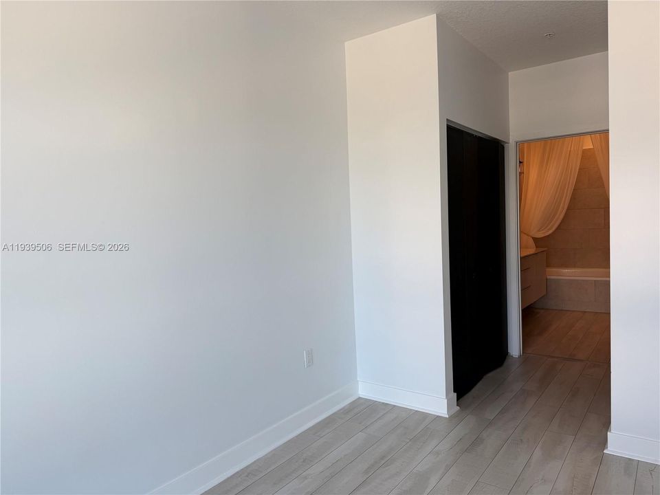 En Venta: $535,000 (3 camas, 2 baños, 1129 Pies cuadrados)