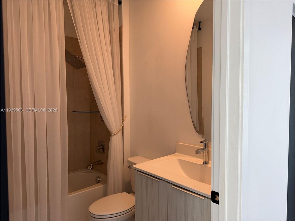 En Venta: $535,000 (3 camas, 2 baños, 1129 Pies cuadrados)