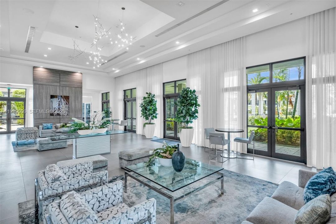 En Venta: $535,000 (3 camas, 2 baños, 1129 Pies cuadrados)