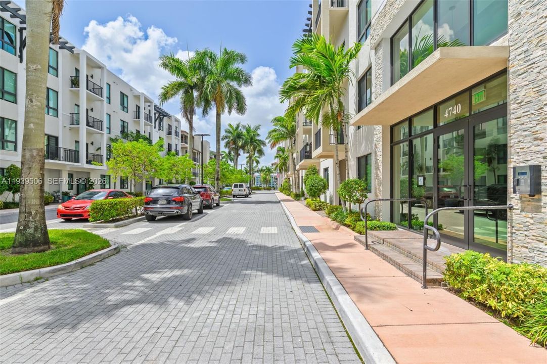 En Venta: $535,000 (3 camas, 2 baños, 1129 Pies cuadrados)