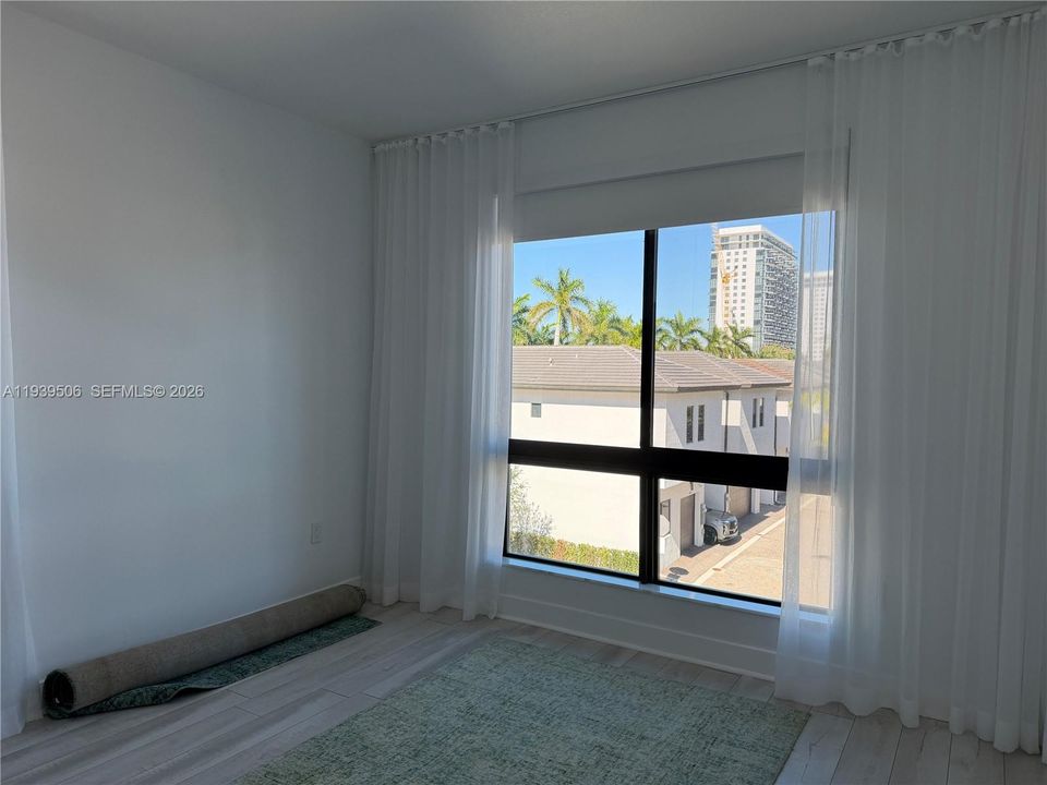 En Venta: $535,000 (3 camas, 2 baños, 1129 Pies cuadrados)