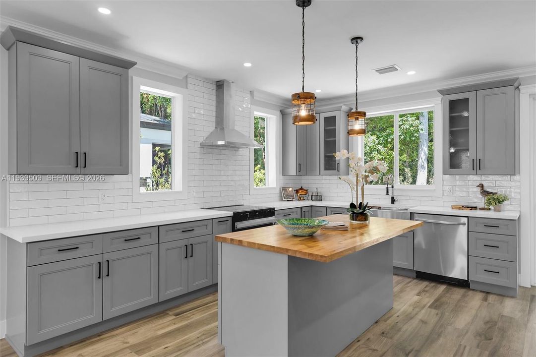 待售: $829,000 (3 贝兹, 2 浴室, 0 平方英尺)