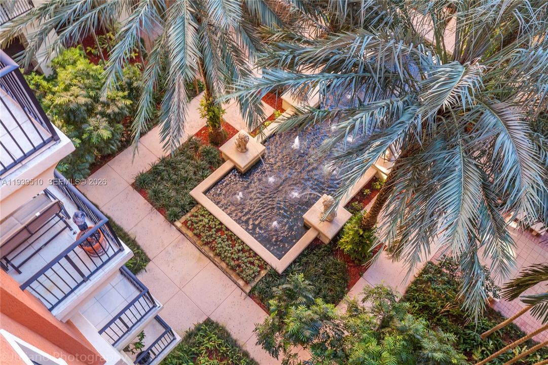 En Venta: $589,000 (1 camas, 1 baños, 915 Pies cuadrados)