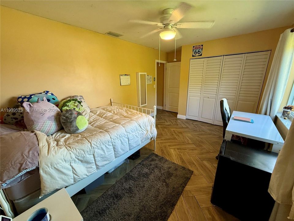 На продажу: $760,000 (4 спален, 2 ванн, 2456 Квадратных фут)