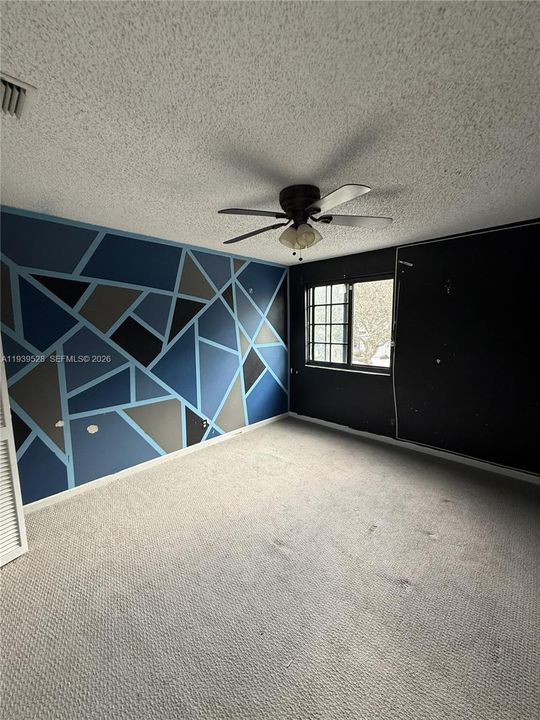 На продажу: $369,000 (3 спален, 2 ванн, 1784 Квадратных фут)