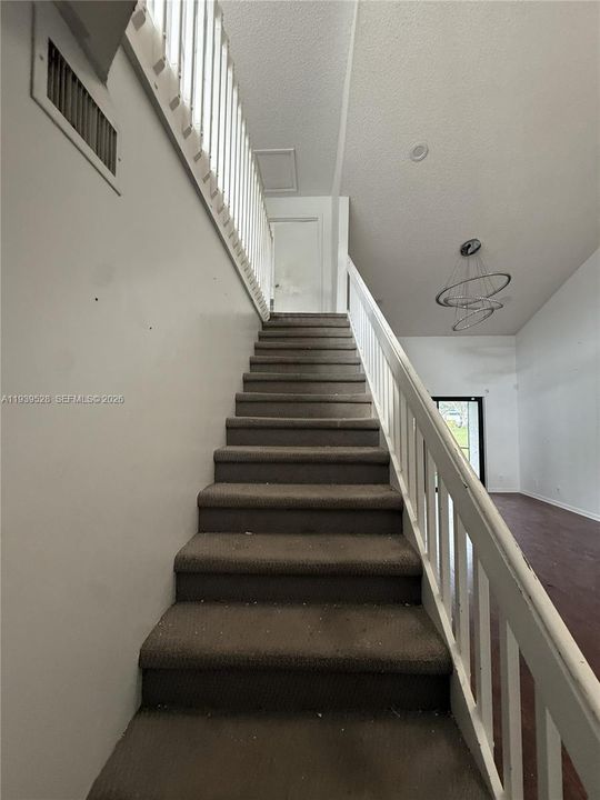 На продажу: $369,000 (3 спален, 2 ванн, 1784 Квадратных фут)