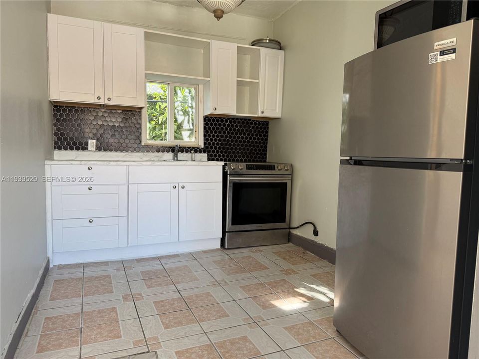 En Renta: $2,400 (2 camas, 2 baños, 900 Pies cuadrados)