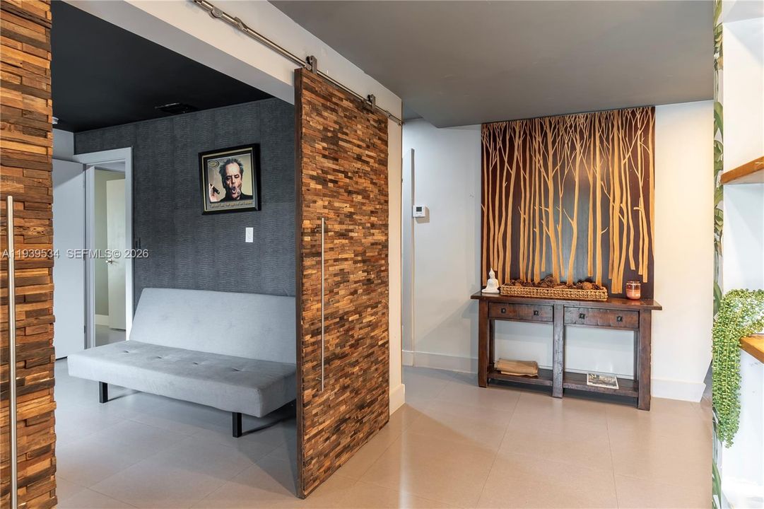 For Sale: $750,000 (3 beds, 2 baths, 1644 Square Feet)