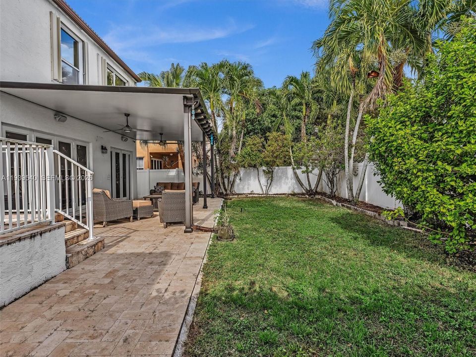 待售: $765,000 (4 贝兹, 3 浴室, 2391 平方英尺)