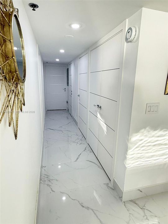 For Sale: $1,100,000 (3 beds, 2 baths, 1990 Square Feet)