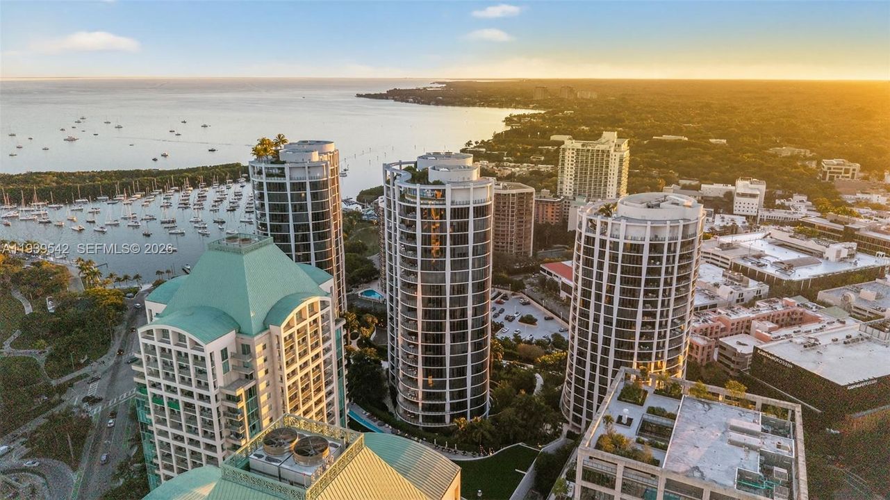 For Sale: $5,750,000 (3 beds, 3 baths, 2532 Square Feet)