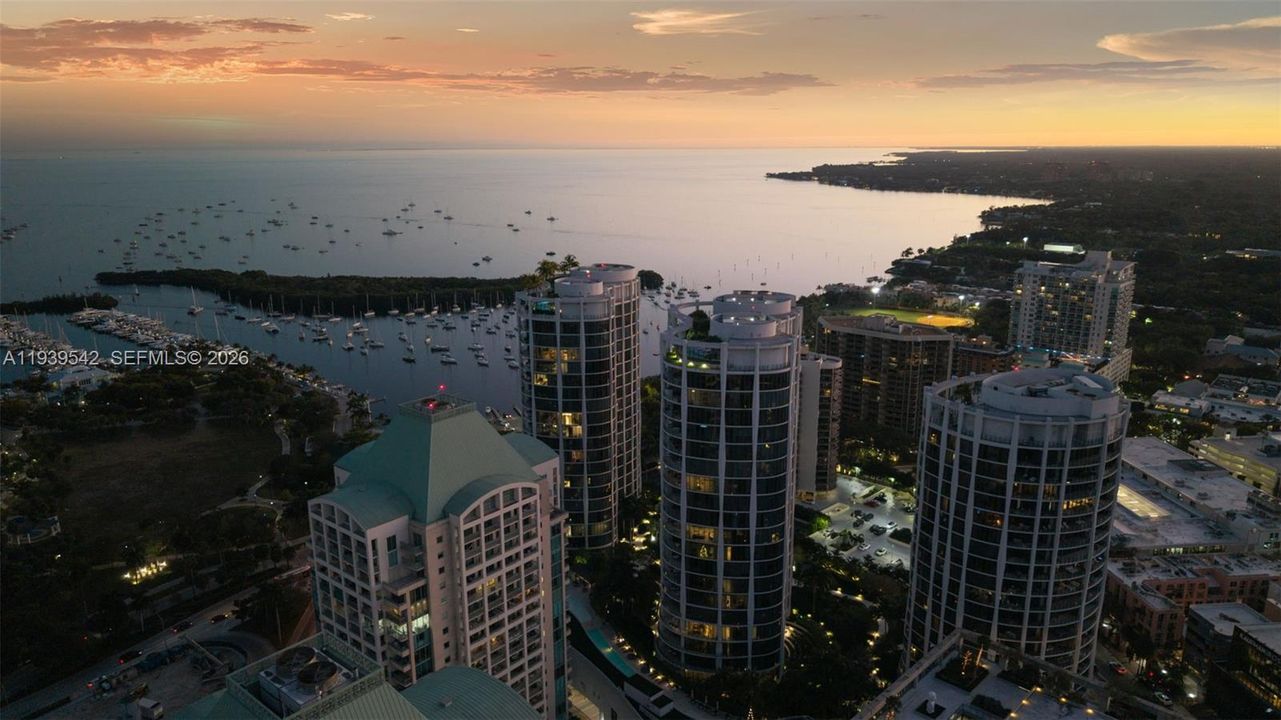 For Sale: $5,750,000 (3 beds, 3 baths, 2532 Square Feet)