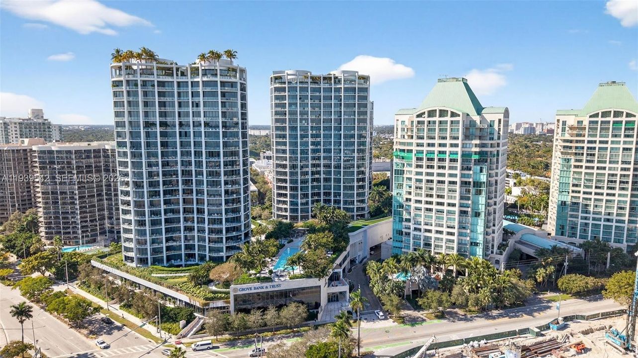 For Sale: $5,750,000 (3 beds, 3 baths, 2532 Square Feet)