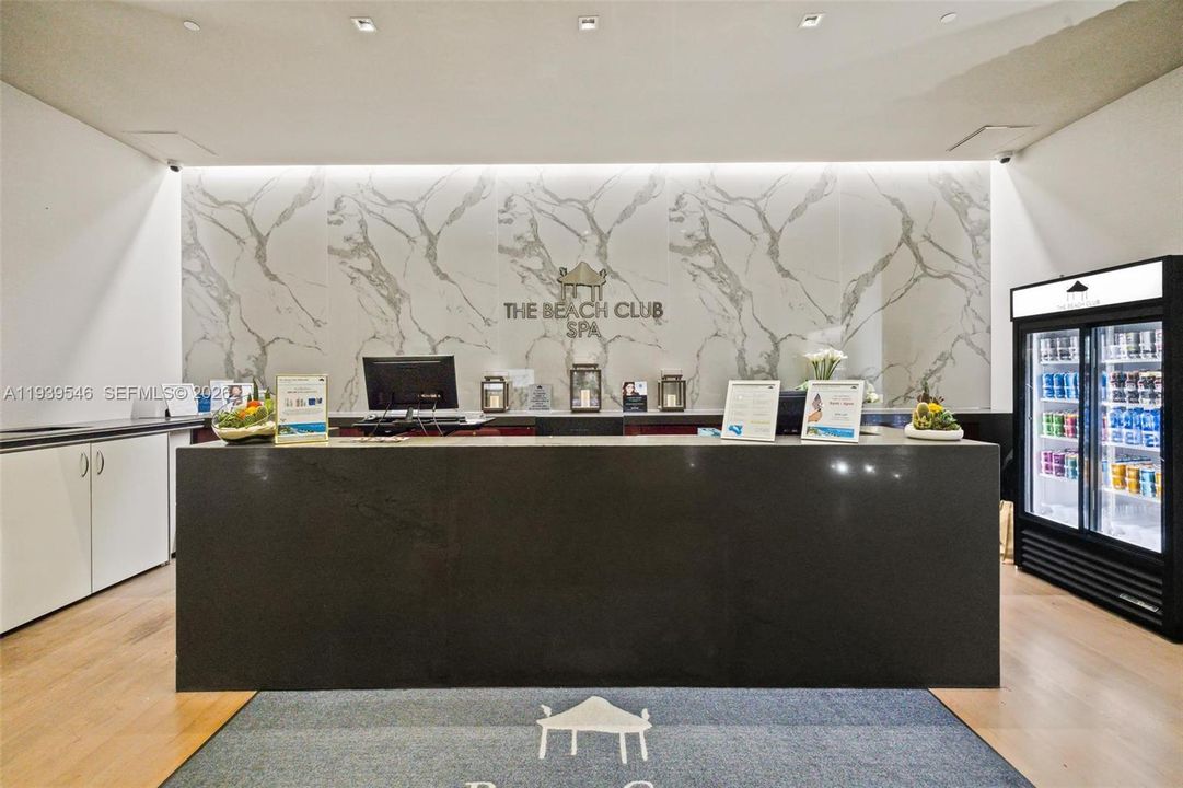 En Venta: $950,000 (3 camas, 3 baños, 1571 Pies cuadrados)