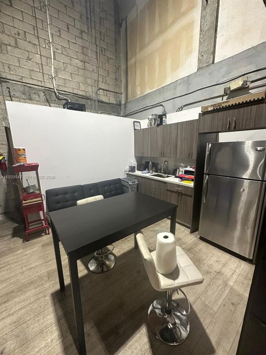 En Renta: $24 (0 camas, 0 baños, 0 Pies cuadrados)