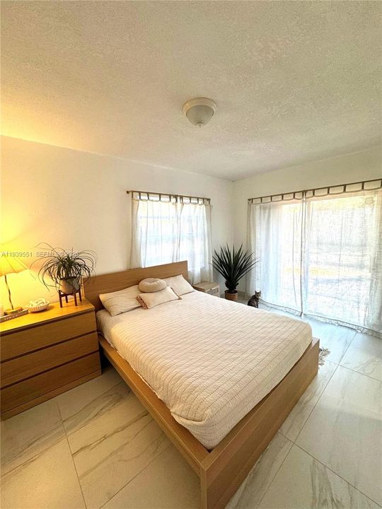 En Renta: $4,300 (4 camas, 2 baños, 2004 Pies cuadrados)