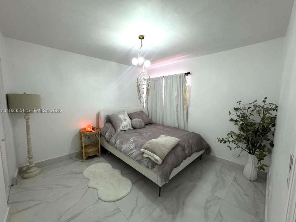 En Renta: $4,300 (4 camas, 2 baños, 2004 Pies cuadrados)