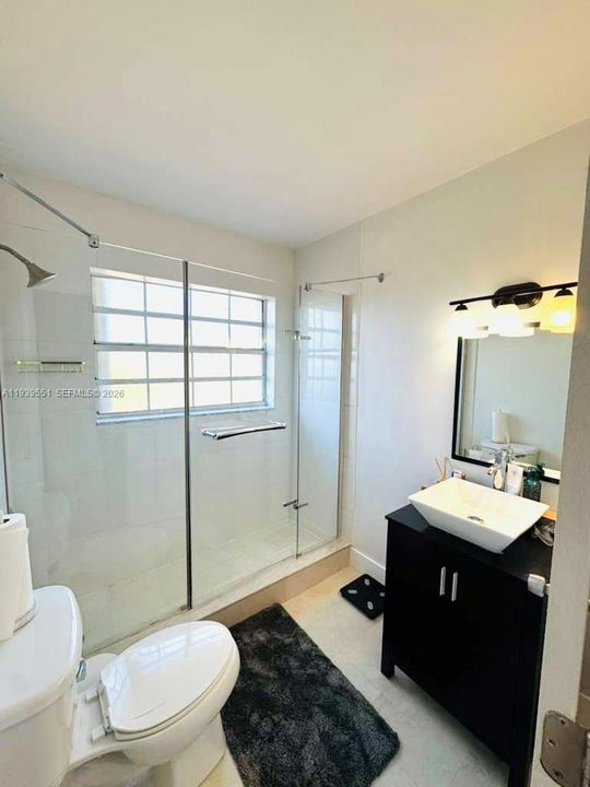 En Renta: $4,300 (4 camas, 2 baños, 2004 Pies cuadrados)