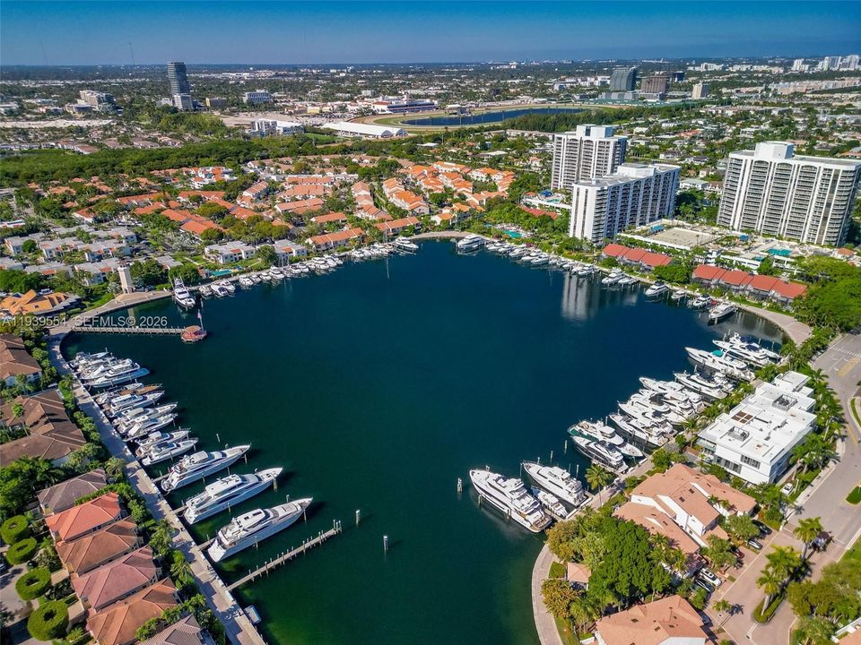 For Sale: $335,000 (2 beds, 2 baths, 1143 Square Feet)