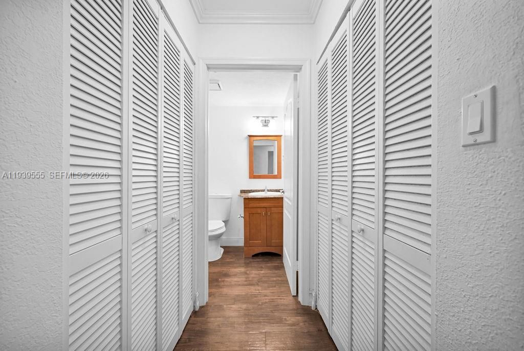 出租: $2,150 (1 贝兹, 1 浴室, 709 平方英尺)